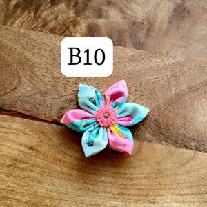 Flower Pop Bow Clip